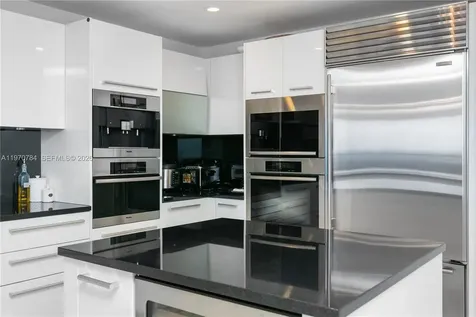17121 Collins Avenue Sunny Isles Beach FL 33160