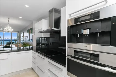 17121 Collins Avenue Sunny Isles Beach FL 33160