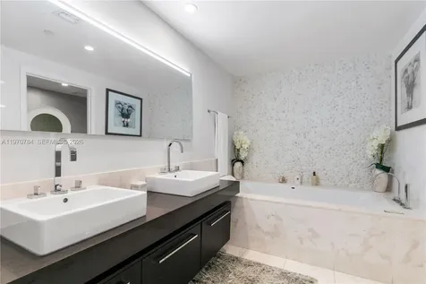 17121 Collins Avenue Sunny Isles Beach FL 33160