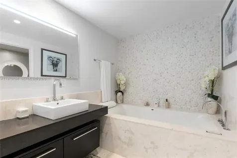 17121 Collins Avenue Sunny Isles Beach FL 33160