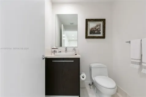 17121 Collins Avenue Sunny Isles Beach FL 33160