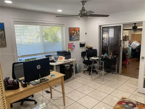 3251 SW 67th Avenue Miami FL 33155