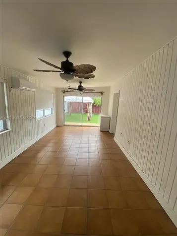 3251 SW 67th Avenue Miami FL 33155