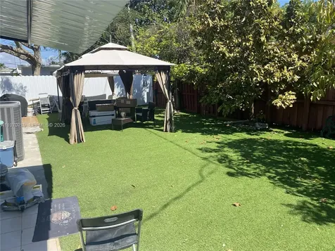 3251 SW 67th Avenue Miami FL 33155