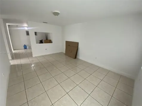 3251 SW 67th Avenue Miami FL 33155