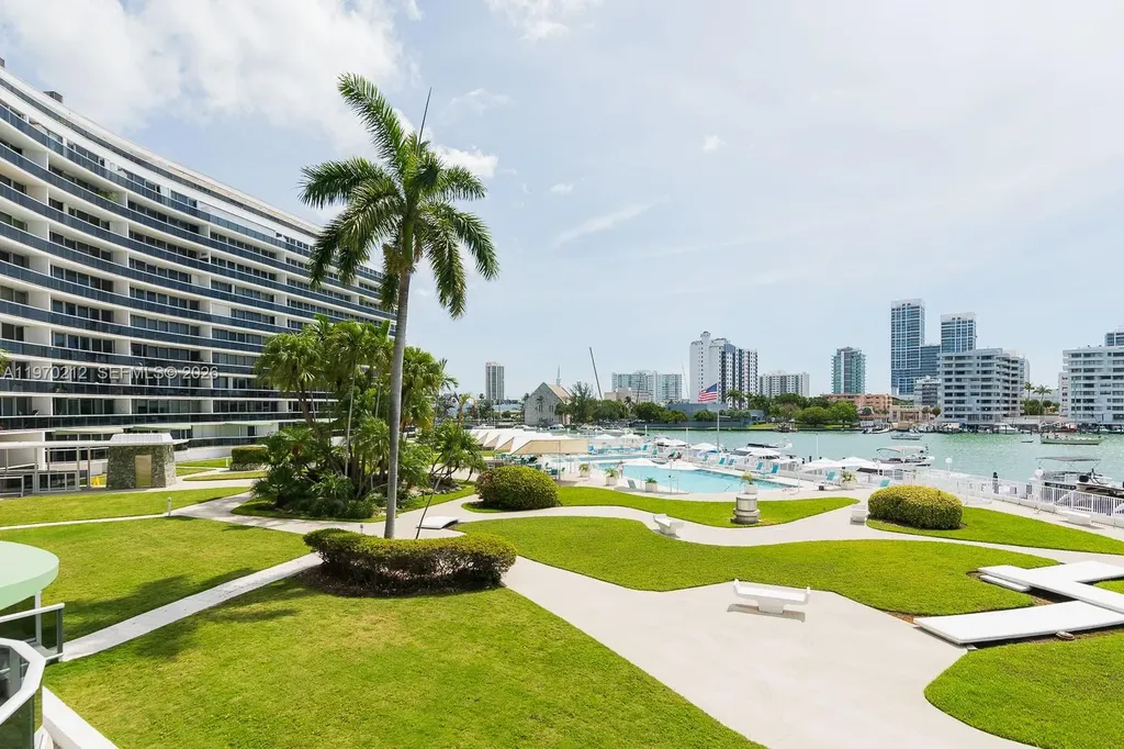 900 Bay Drive Miami Beach FL 33141