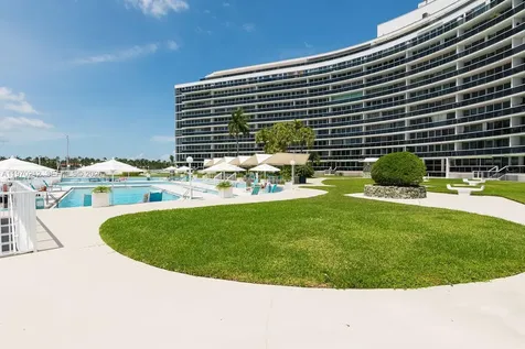 900 Bay Drive Miami Beach FL 33141