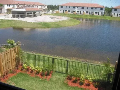 16585 SW 42nd Way Miami FL 33185