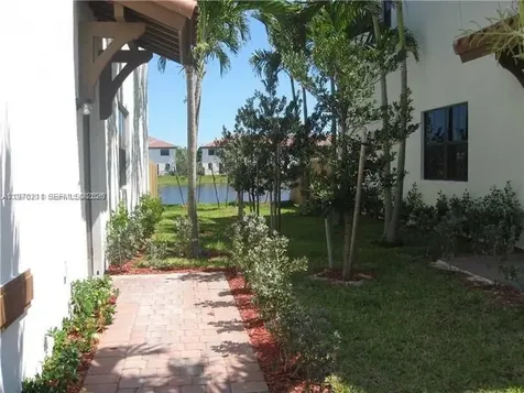 16585 SW 42nd Way Miami FL 33185