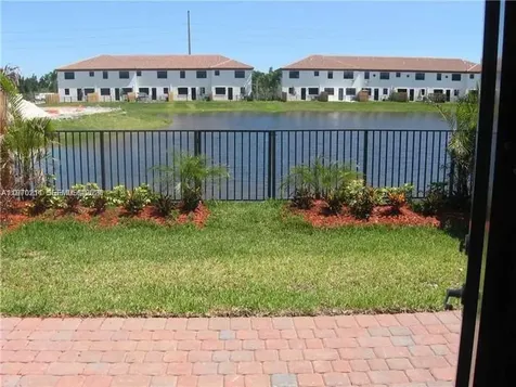 16585 SW 42nd Way Miami FL 33185