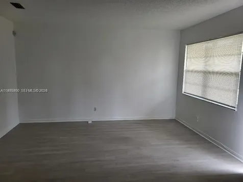 5156 NE 6th Avenue Oakland Park FL 33334