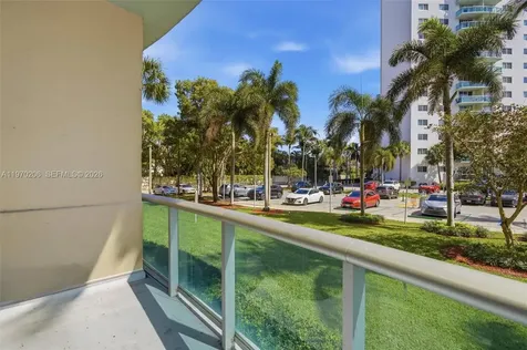 19390 Collins Avenue Sunny Isles Beach FL 33160