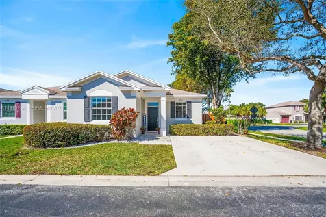 5911 Kelsey Lane Tamarac FL 33321