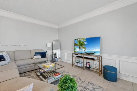 5911 Kelsey Lane Tamarac FL 33321