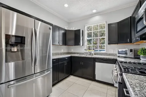 5911 Kelsey Lane Tamarac FL 33321