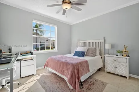 5911 Kelsey Lane Tamarac FL 33321