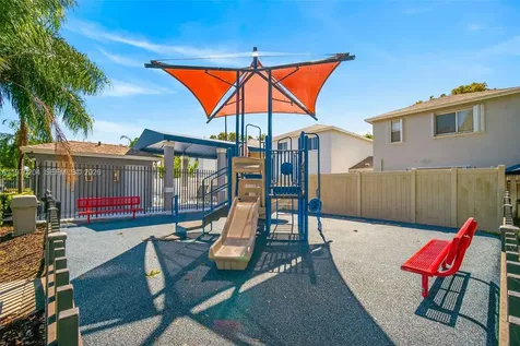 5911 Kelsey Lane Tamarac FL 33321