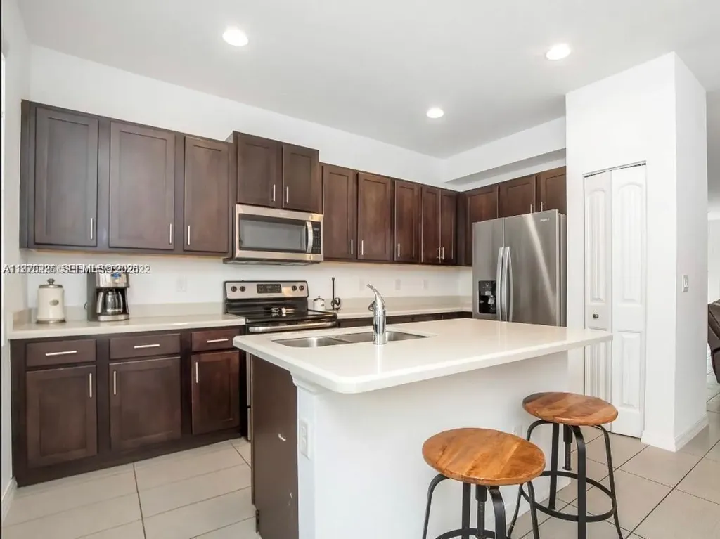 3327 NW 10th Avenue Pompano Beach FL 33064