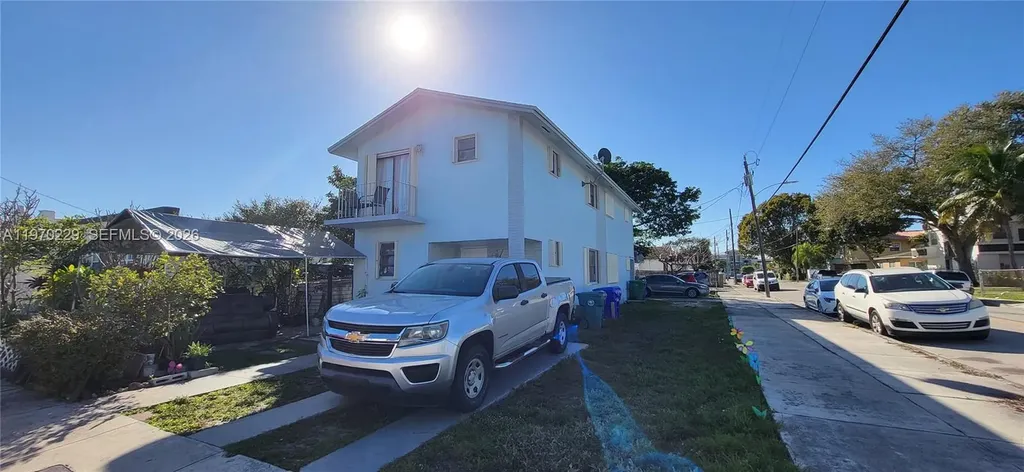 200 SW 20th Avenue Miami FL 33135