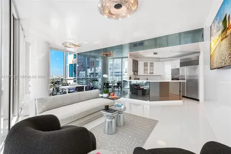 100 S Pointe Drive Miami Beach FL 33139
