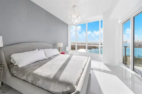 100 S Pointe Drive Miami Beach FL 33139
