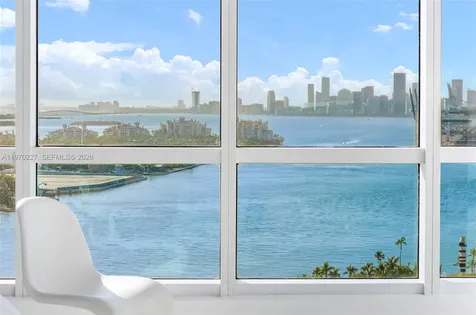 100 S Pointe Drive Miami Beach FL 33139