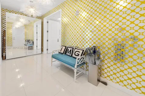 100 S Pointe Drive Miami Beach FL 33139
