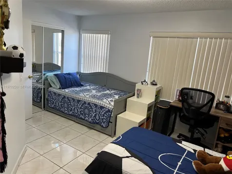5214 NW 190th Street Miami Gardens FL 33055