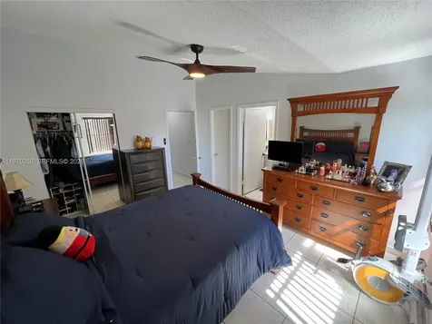 5214 NW 190th Street Miami Gardens FL 33055