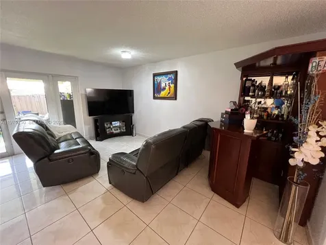 5214 NW 190th Street Miami Gardens FL 33055