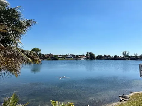 5214 NW 190th Street Miami Gardens FL 33055