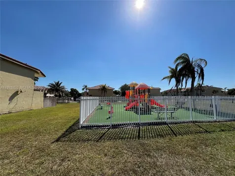 5214 NW 190th Street Miami Gardens FL 33055