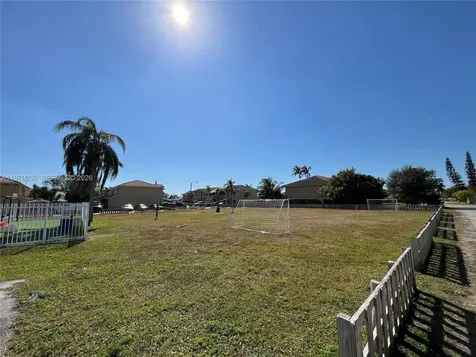 5214 NW 190th Street Miami Gardens FL 33055