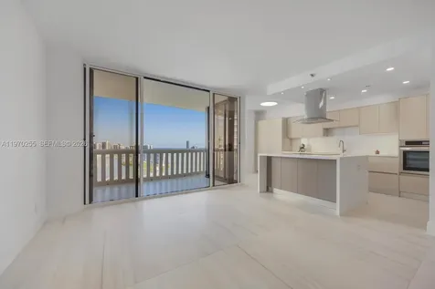 3000 Island Boulevard Aventura FL 33160