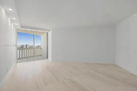3000 Island Boulevard Aventura FL 33160