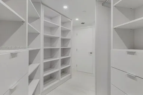 3000 Island Boulevard Aventura FL 33160