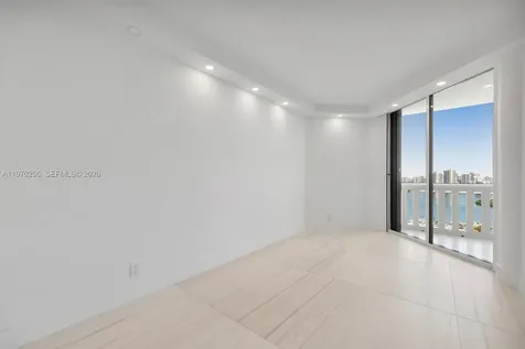 3000 Island Boulevard Aventura FL 33160