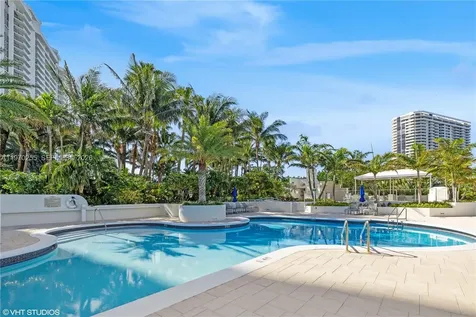 3000 Island Boulevard Aventura FL 33160
