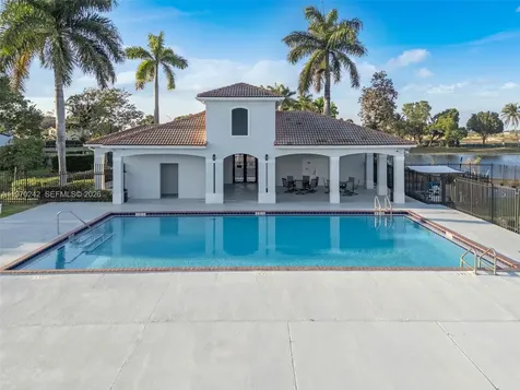 846 SW 148 Th Place Miami FL 33194