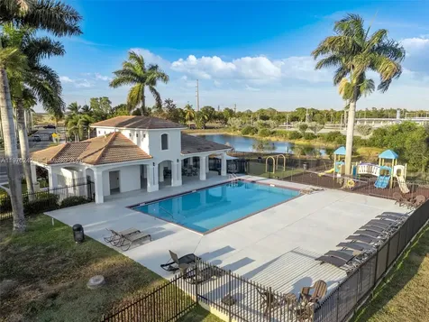 846 SW 148 Th Place Miami FL 33194