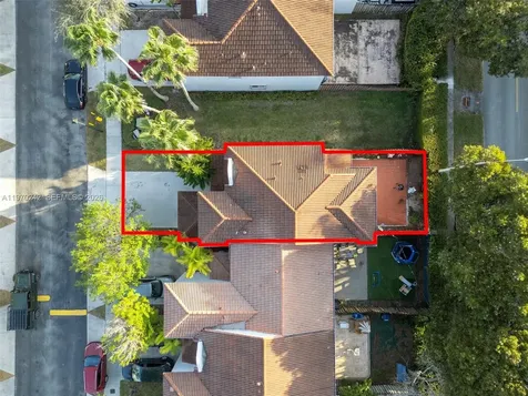 846 SW 148 Th Place Miami FL 33194