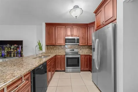 846 SW 148 Th Place Miami FL 33194