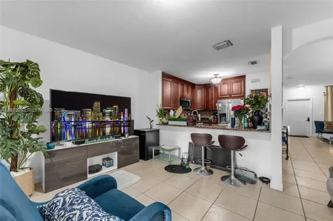 846 SW 148 Th Place Miami FL 33194