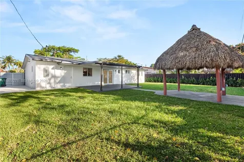 6030 SW 109th Court Miami FL 33173