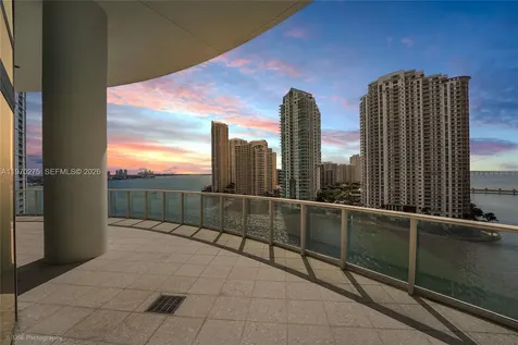 300 S Biscayne Boulevard Miami FL 33131
