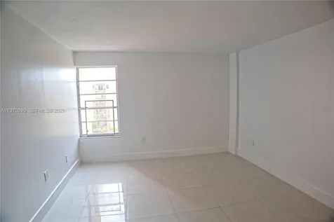 4717 NW 7th Street Miami FL 33126