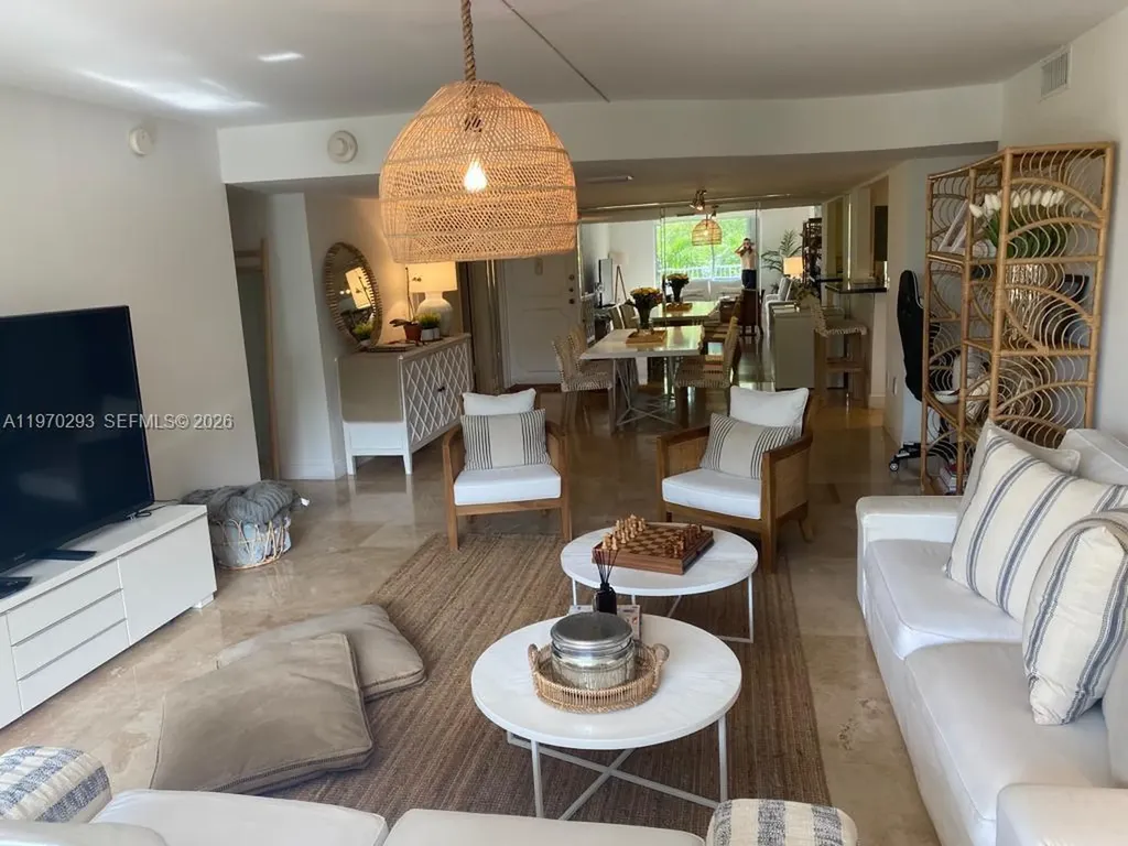 210 Sea View Drive Key Biscayne FL 33149