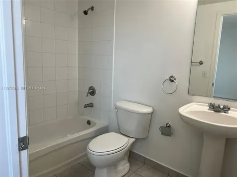1 Glen Royal Parkway Miami FL 33125