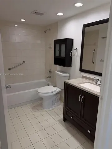 8050 NW 8th Street Miami FL 33126