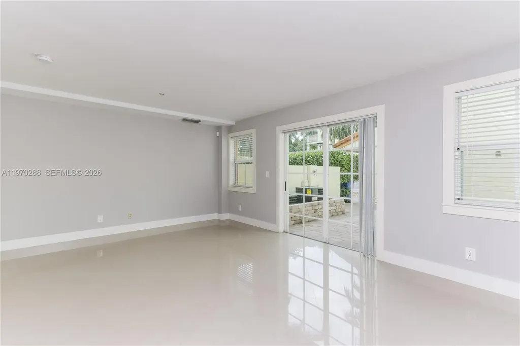 623 NE 8th Avenue Fort Lauderdale FL 33304